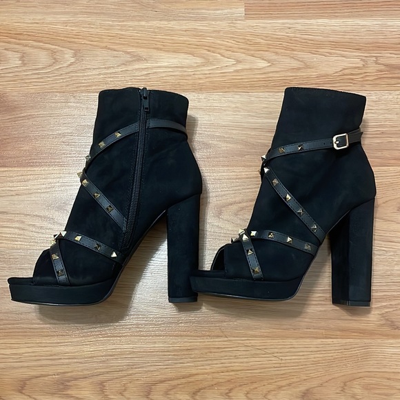 Lilian Black Studded Boots (TheseThreeBoutique) - Picture 2 of 11